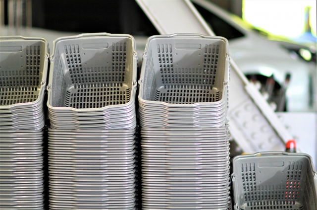 カゴ・カートの回収＆配置作業